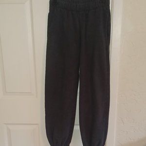 BRANDY MELVILLE SWEATPANTS